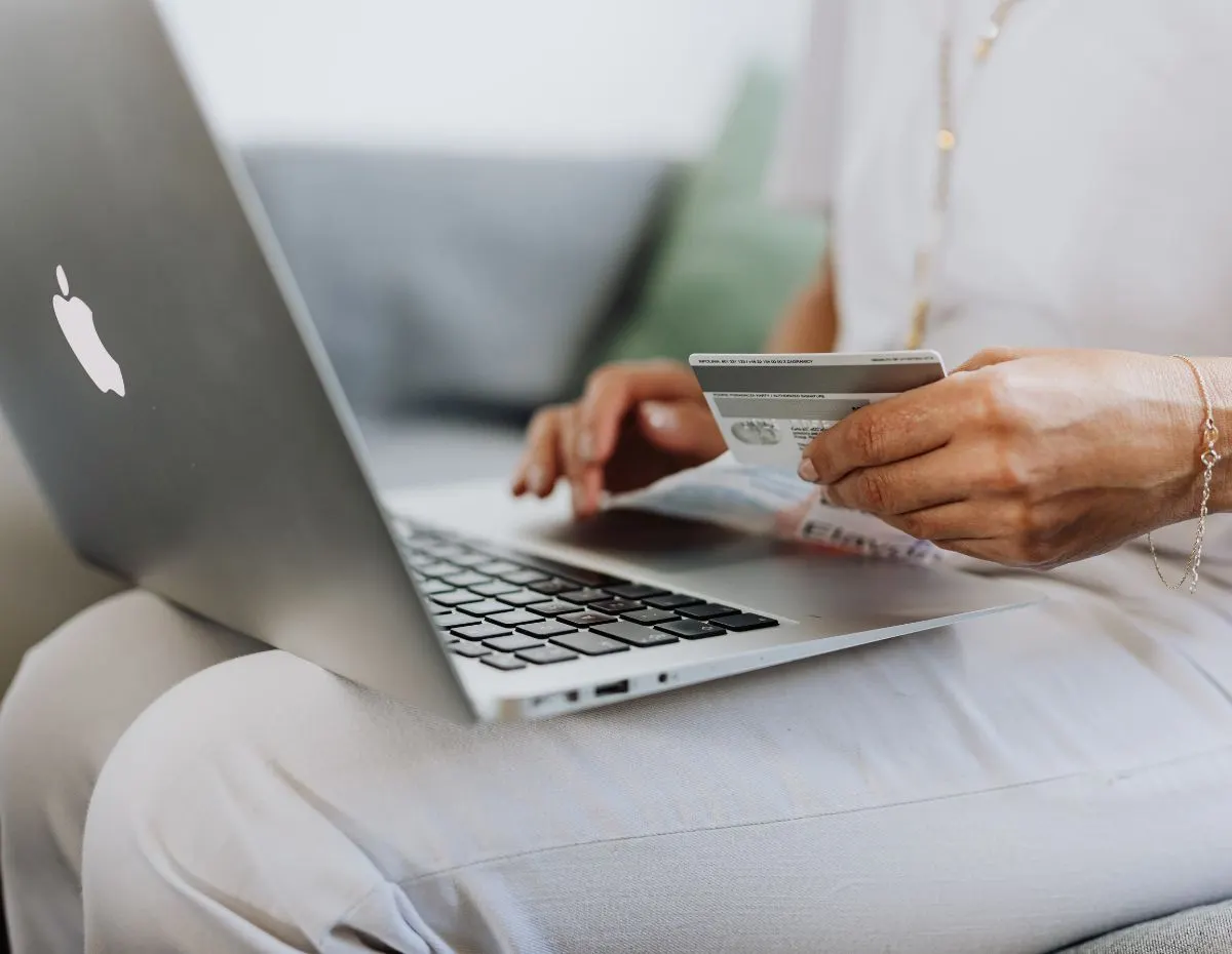Secure online card payment on a laptop